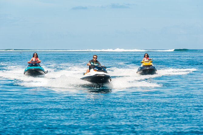2-hour Jet Ski outing in Puna'auia - Getting comfortable on the jet ski