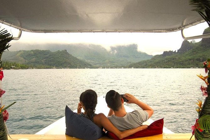 2-hour Private Sunset Cruise - What is served during the two-hour cruise