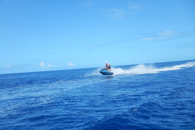 2 hours discovery tour of Moorea by Jet Ski - Starting at the Moorea Activities Center in Opunohu