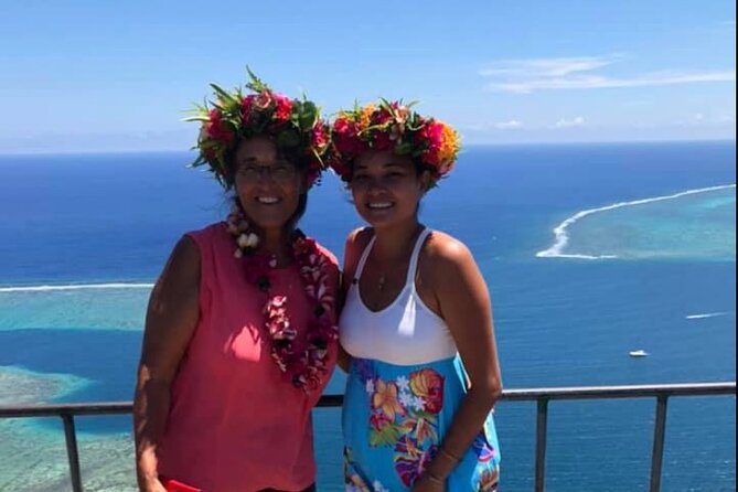 4x4 Moorea Safari Tours : Private tours - Private vehicle, group size, and the one concern to check