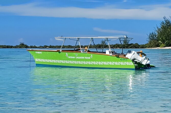 Activity/Excursion Lagoon Tour to Moorea by Canoe 6 hours - Moorea’s lagoon is the real attraction