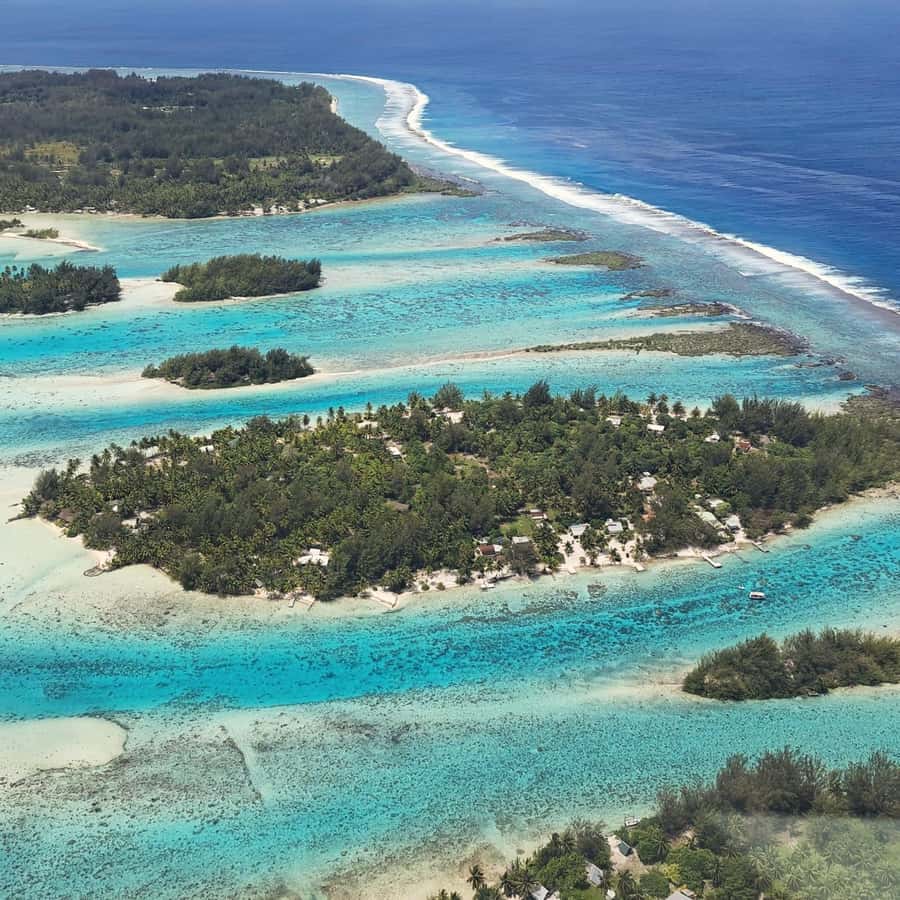 Bora-Bora 30 minutes private flight in light aircraft - Is $282 good value?