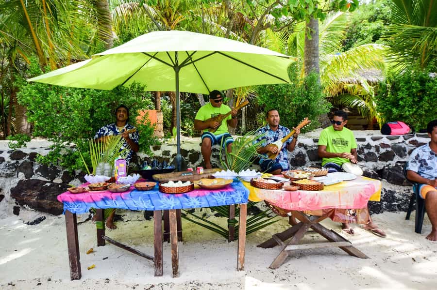 Bora Bora: 4x4 Safari with Snorkelling Combo Tour - The boat ride to Bora Bora’s underwater world