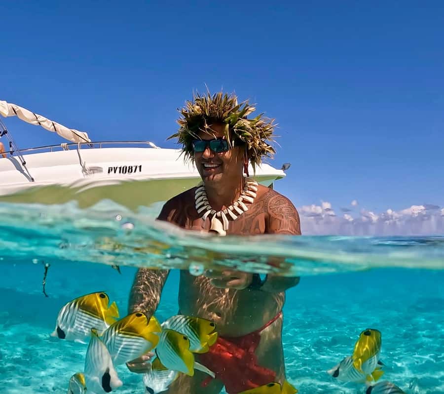 Bora Bora: Blue Lagoon Cruise, Snorkeling and Lunch . - A lunch stop on a small motu