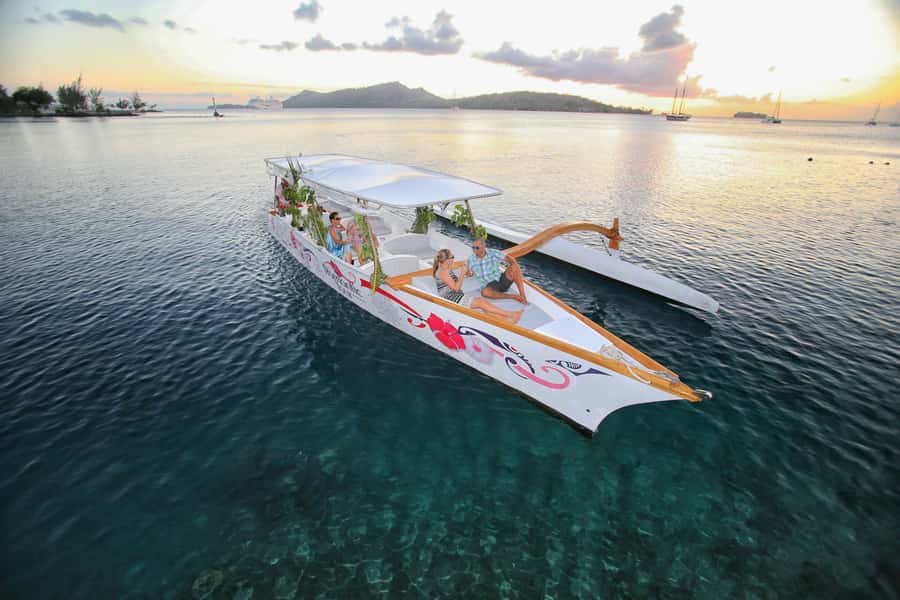 Bora Bora: Combo Sunset Cruise & Romantic Dinner at St James - The 75-minute sunset cruise