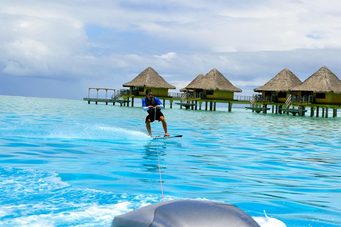 Bora Bora Water Sport : Wakeboard Ski Tube - What happens during the one-hour session