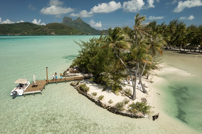 Day on a private island in Bora Bora - alone in the world - Key points at a glance
