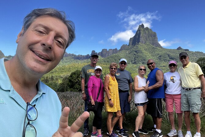 Discovering Moorea from Tahiti in 4x4 with the Ferry Terevau - Guides who shape the experience