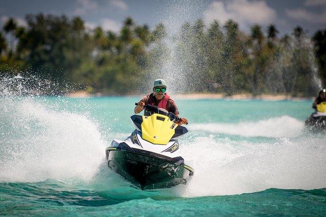 Island jet tour - The Motu Break: Swimming, Fruit, and Coconut