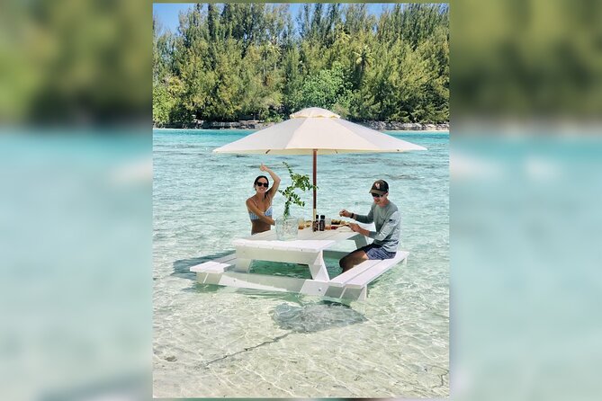 Lagoon Tour + lunch with your feet in the water on a Motu - A lagoon day built around the lunch stop