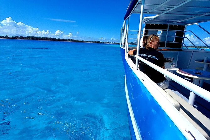 Magical Boat Tour with Underwater Cabin in Bora Bora! - Coral, rays, sharks, and changing water colors