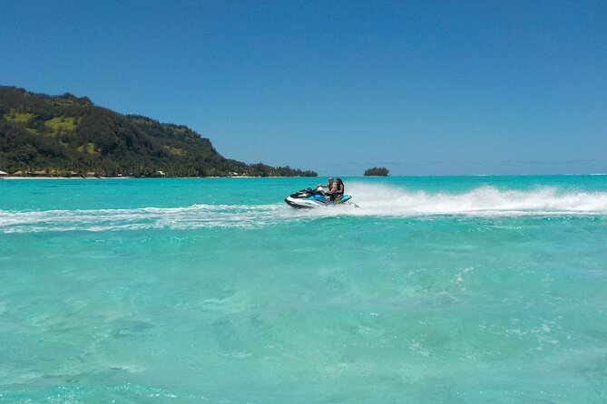 Medium Magical Combo in Moorea of 2 hours of Jetski and 3h30 of Quad - Changing from quad gear to jet ski gear