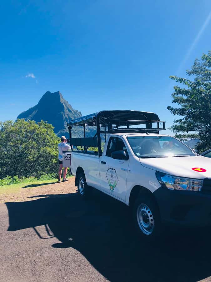 Moorea:4X4 safari excursion between land and sea with lunch - Key points at a glance