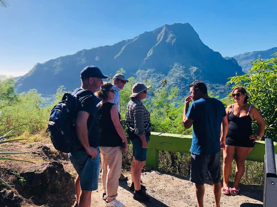 Moorea:4X4 safari excursion between land and sea with lunch - Why this Moorea tour works as a full island introduction
