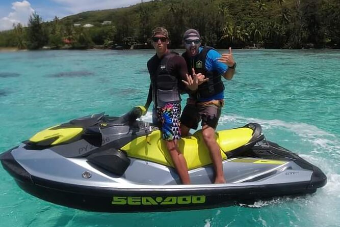 Moorea Solo or Twin 2 hours Jet Ski Tour - Cook’s Bay: Moorea’s famous mountain setting
