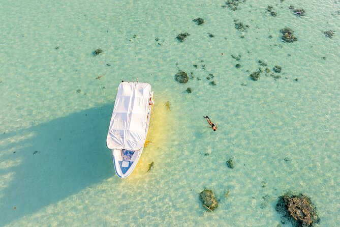 Moorea Sunset Boat Trip - Key points at a glance