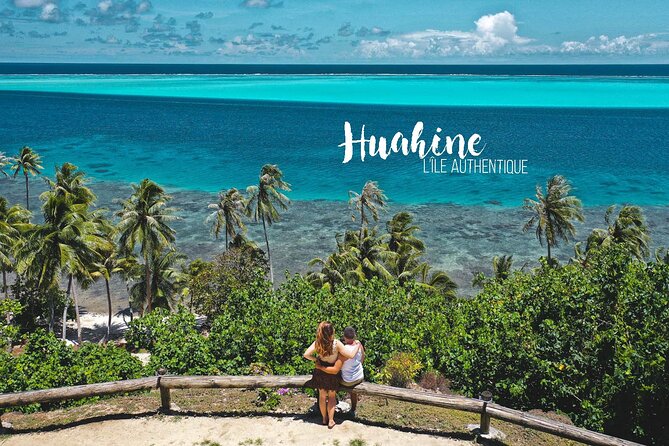 Private 30-minute flight downwind of Huahine - Meeting at Huahine airport