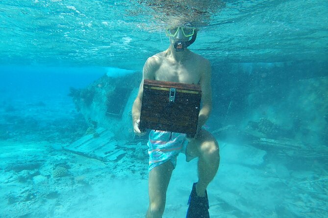 Private 4 Hours Reef Discovery Luxury Private Treasure Hunt in Bora Bora - Setting out at 9 a.m. on Bora Bora’s lagoon