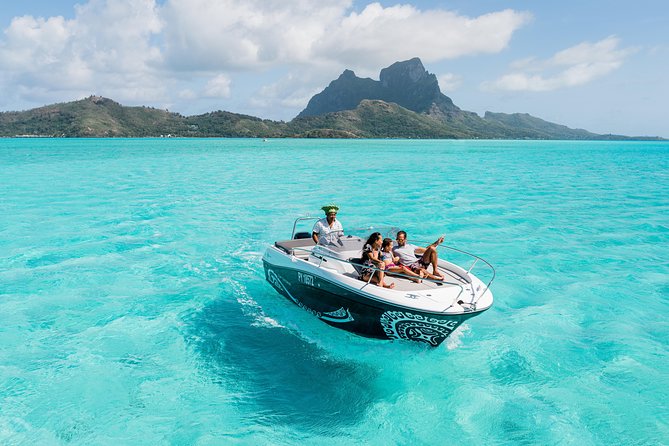 Private Boat Rental on Cap Camarat 25ft - Why a private Cap Camarat works well in Bora Bora