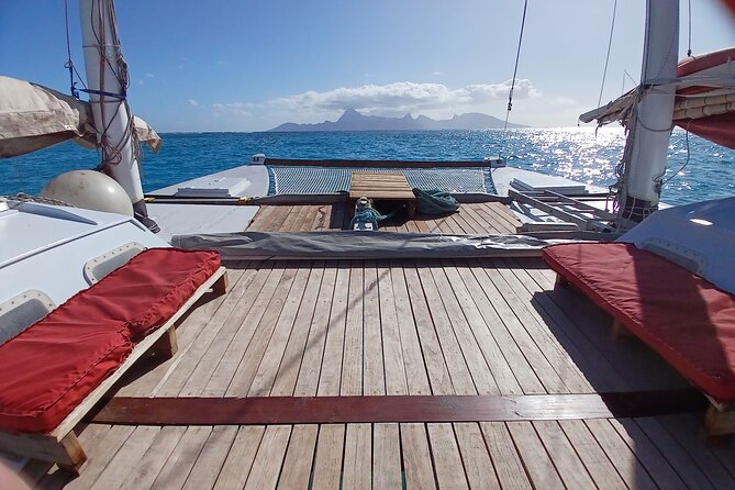 Private Half Day Sailing Excursion on the Lagoon of Tahiti - What the Captain Adds to the Experience