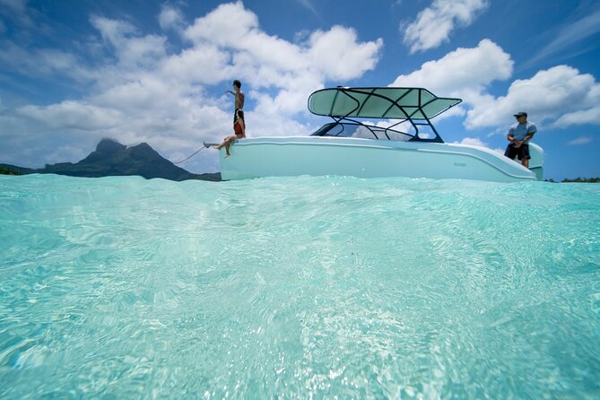 Private Reef Discovery Luxury Dream Day Tour in Bora Bora - Morning on the lagoon with manta and eagle rays