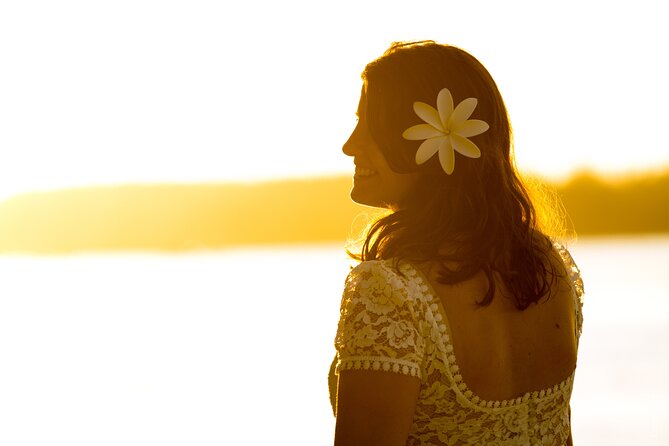 Professional Photo Shooting in Moorea, unique session adapted - The photographer’s style and local touch