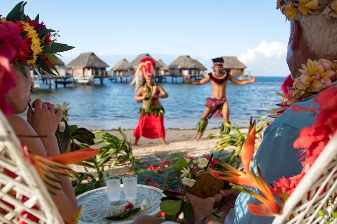Professional Photo Shooting in Moorea, unique session adapted - Is $303.66 good value?