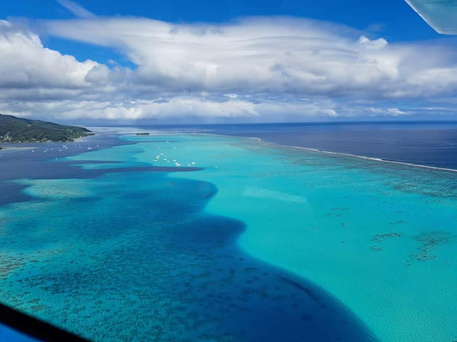 Raiatea: Bora Bora and Taha'a Private Scenic Flight one hour - Circling Taha’a, the vanilla island