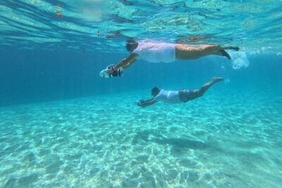 Snorkeling EN Underwater Scooter in Tahiti