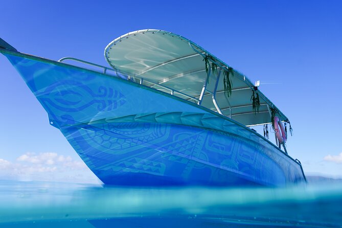Tahaa Lagoon Tour -Departure Raiatea-Small groups (max 12 p) - The rum stop adds a short tasting break