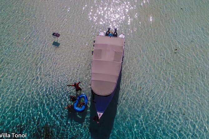 Tahaa Lagoon Tour -Departure Raiatea-Small groups (max 12 p) - Champon Pearl Farm puts the first stop to good use