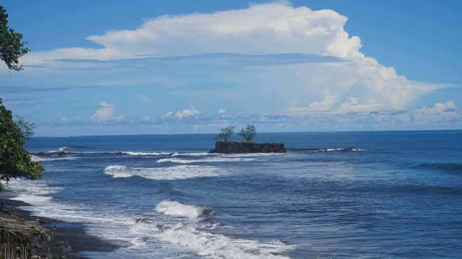 Tahiti: Northeast Coast Waterfalls&Viewpoints Half Day Tour - A five-hour route along Tahiti’s wild northeast shore