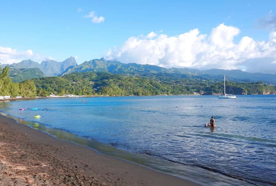 Tahiti Private Half Day Tour. Nature, history and culture - Why a private van can be worth the price