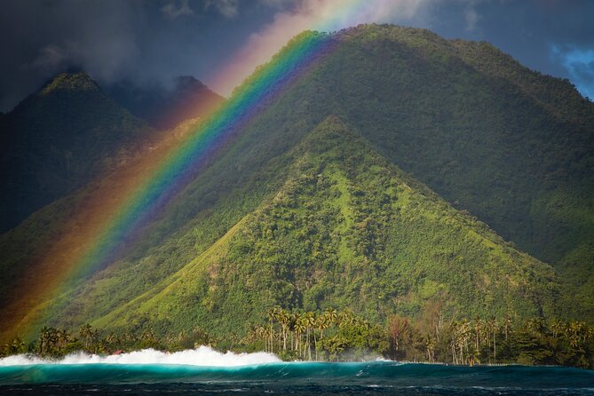 Teahupoo Wave Watching - A close view without needing to surf