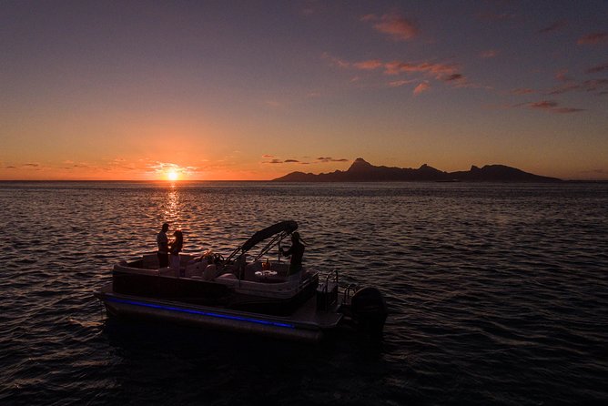 Toa Boat Bora Bora Private Sunset On Majestic Pontoon Boat - What the private boat feels like