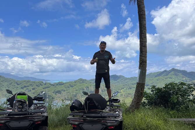 Trip to the heart of Tahaa Safari Mountains in Quad / ATV - Stop one: plantations, a spring, and the first taste of Tahaa