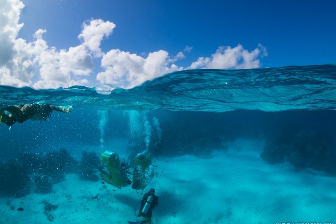Underwater Scooter - Getting comfortable before going below
