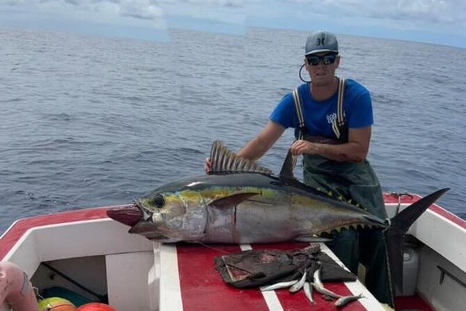 Wholesale Fishing in Poti Marara at Tahiti Teahupoo Peninsula - Who should book this private outing?