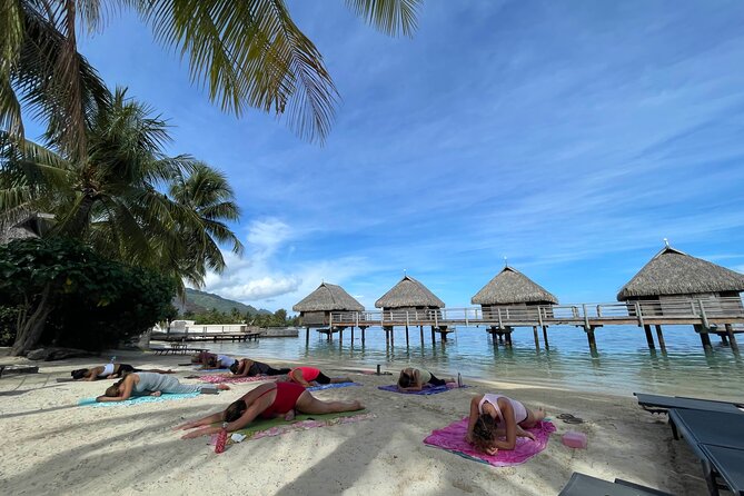 Yoga on the paradise beach of Manava Moorea - Fitting yoga into a busy Moorea holiday